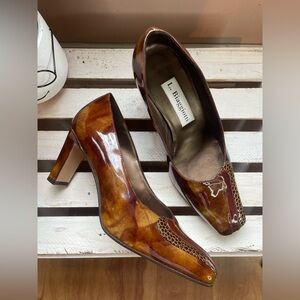 Vintage Brown Tortoise Shell Patent Leather Heels with Chunky Design